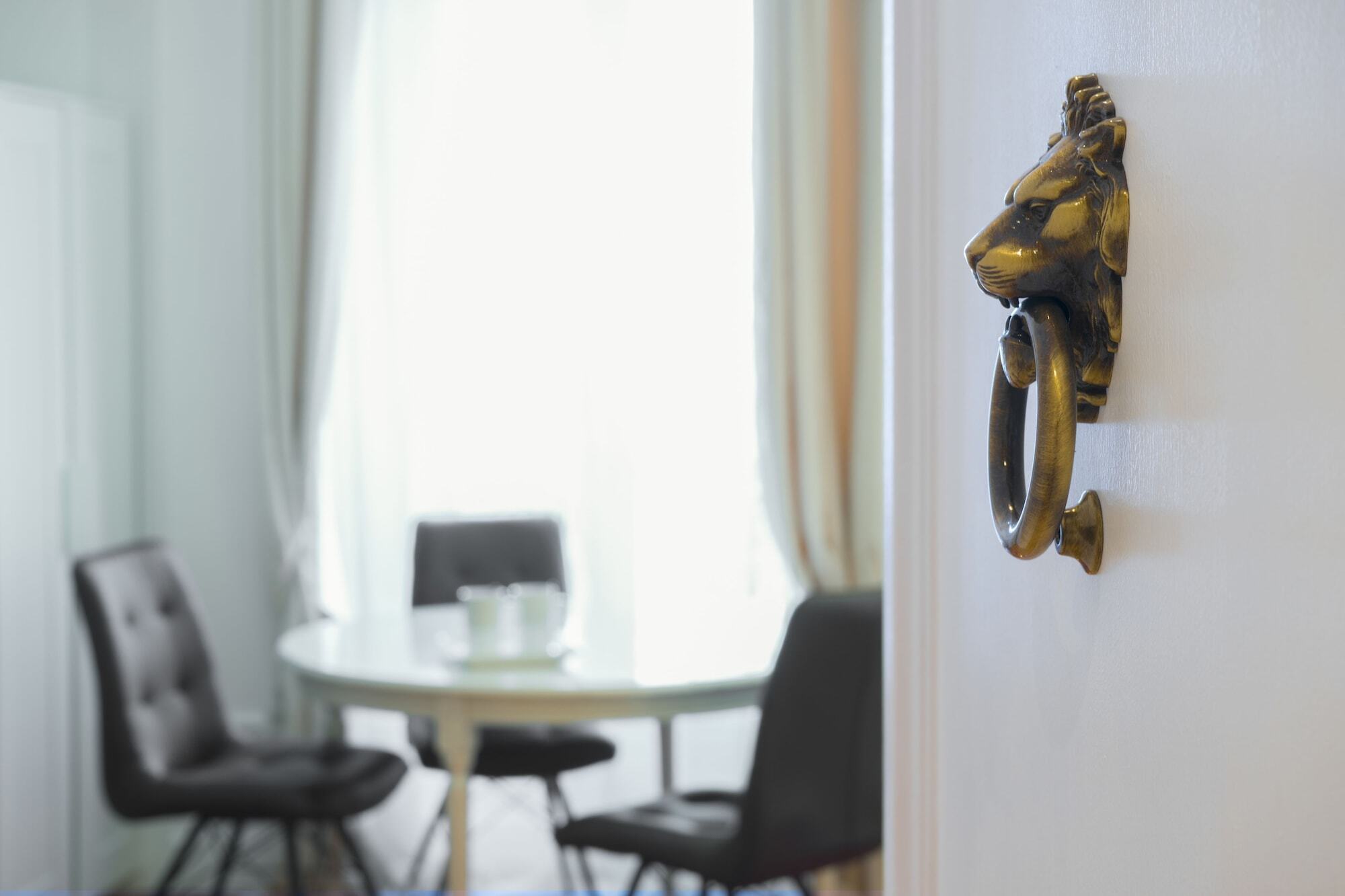 リヨンThe Thonet House - A Luxury Historic Collectionアパートメント エクステリア 写真